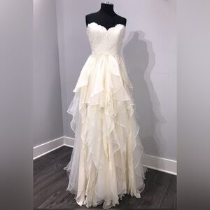 Hayley Paige KIRA Couture Wedding  Gown size 10